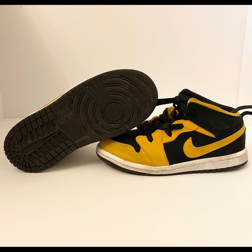 Nike Air Jordan 1 mid TD Black Yellow 10c
